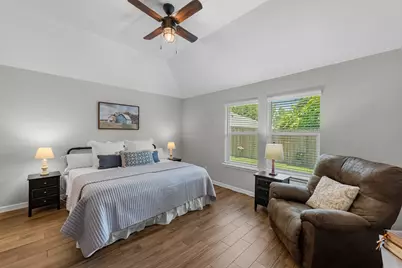 606 Walnut Street, Sweeny, TX 77480 - Photo 17