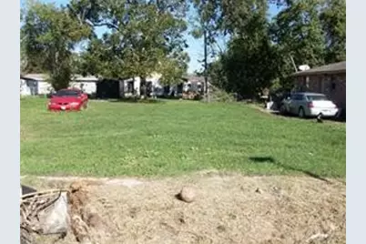 712 W Live Oak Street, Angleton, TX 77515 - Photo 3