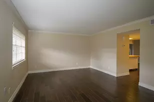 12633 Memorial Dr, Houston, TX 77024 - Photo 3