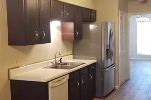 6810 Marshall Pl, Beaumont, TX 77706 - Photo 7