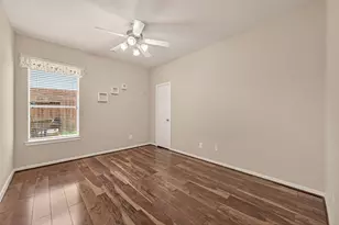 13719 Saxony Dr, Sugar Land, TX 77498 - Photo 27