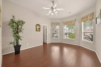 13719 Saxony Drive, Sugar Land, TX 77498 - Photo 33