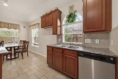 13719 Saxony Drive, Sugar Land, TX 77498 - Photo 15