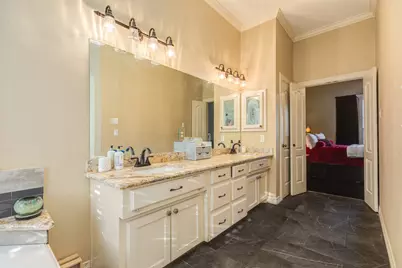 102 Silver Lace Street, Lake Jackson, TX 77566 - Photo 23