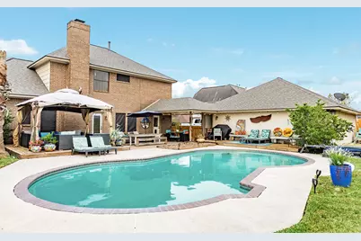 102 Silver Lace Street, Lake Jackson, TX 77566 - Photo 33