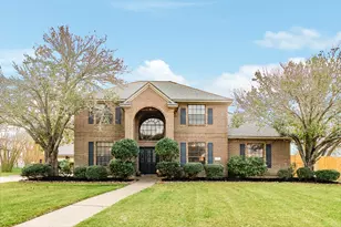 102 Silver Lace St, Lake Jackson, TX 77566 - Photo 1