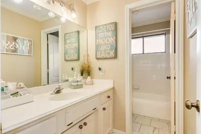 102 Silver Lace Street, Lake Jackson, TX 77566 - Photo 29