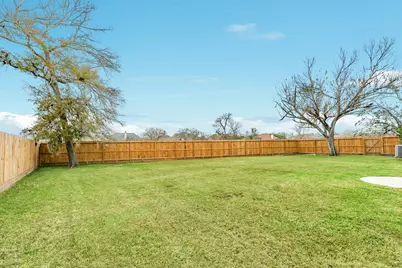 102 Silver Lace Street, Lake Jackson, TX 77566 - Photo 39
