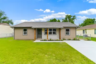 1108 Nottingham Drive, Angleton, TX 77515 - Photo 1