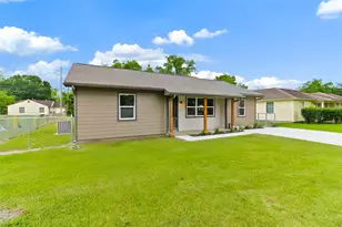 1108 Nottingham Dr, Angleton, TX 77515 - Photo 23