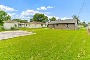 1108 Nottingham Dr, Angleton, TX 77515 - Photo 21