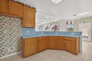 2103 5 Iron Dr, Houston, TX 77089 - Photo 15