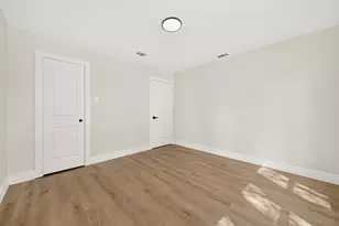 3615 Echo Grove Ln, Houston, TX 77043 - Photo 21