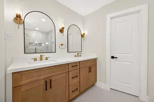 3615 Echo Grove Ln, Houston, TX 77043 - Photo 17