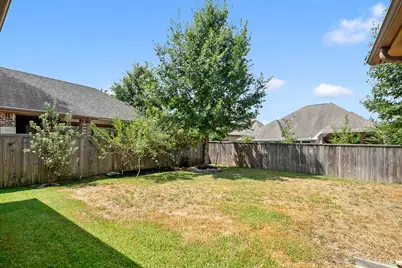 35 N Wheatleigh Drive, Tomball, TX 77375 - Photo 47