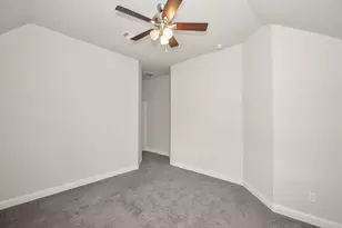 35 N Wheatleigh Dr, Tomball, TX 77375 - Photo 41