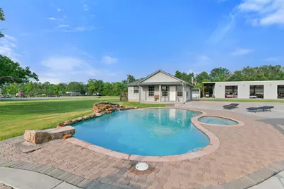 1913 Lundy Lane, Friendswood, TX 77546 - Photo 41