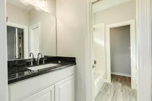 232 Creekside Ln, Lake Jackson, TX 77566 - Photo 19