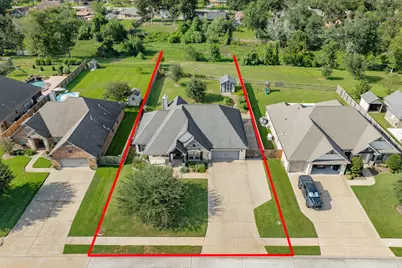 232 Creekside Lane, Lake Jackson, TX 77566 - Photo 39