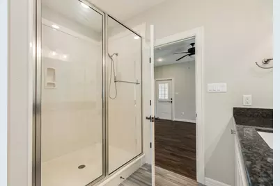 232 Creekside Lane, Lake Jackson, TX 77566 - Photo 23