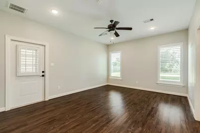 232 Creekside Lane, Lake Jackson, TX 77566 - Photo 25