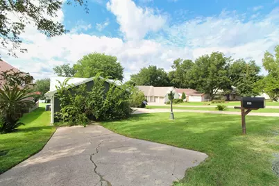 293 Mallard Point, Livingston, TX 77351 - Photo 9