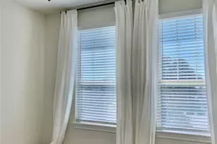 8604 Cedardale Park Dr, Houston, TX 77063 - Photo 23
