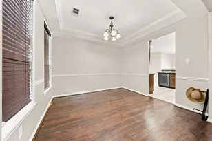 16104 McQueen Rd, Conroe, TX 77302 - Photo 5