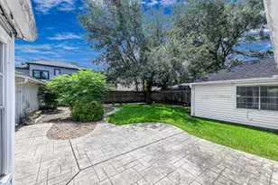 614 Val Lena Dr, Houston, TX 77024 - Photo 25