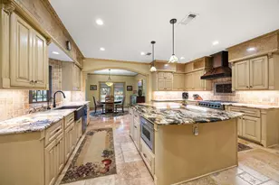 1524 Travis St, Columbus, TX 78934 - Photo 25