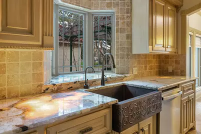 1524 Travis Street, Columbus, TX 78934 - Photo 33