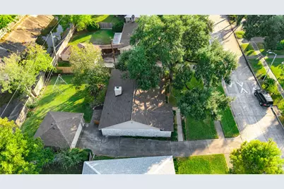 7015 Lacy Hill Drive, Houston, TX 77036 - Photo 43