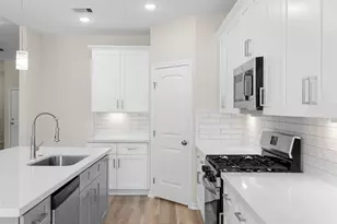 175 Oak Cluster Dr, Columbus, TX 78934 - Photo 5