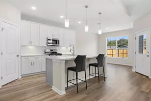 175 Oak Cluster Dr, Columbus, TX 78934 - Photo 7