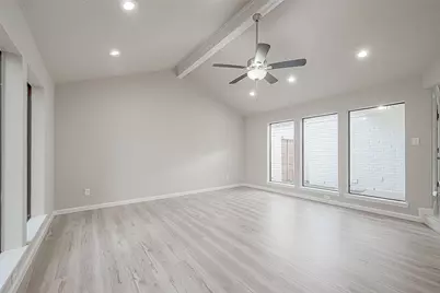 6107 Sanford Road, Houston, TX 77096 - Photo 9