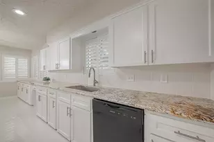 6107 Sanford Rd, Houston, TX 77096 - Photo 19