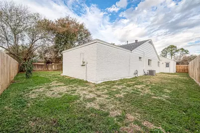 6107 Sanford Road, Houston, TX 77096 - Photo 47