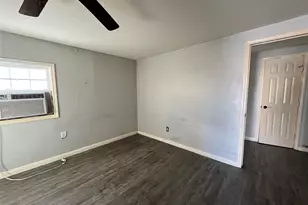 2211 Schweikhardt St, Houston, TX 77020 - Photo 17