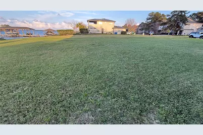 18821 Aquatic Drive, Houston, TX 77346 - Photo 9