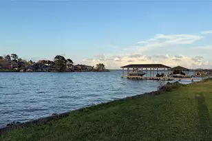 18821 Aquatic Dr, Houston, TX 77346 - Photo 13