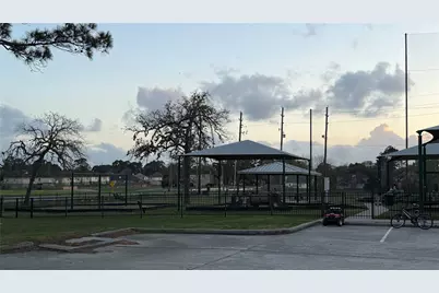 18821 Aquatic Drive, Houston, TX 77346 - Photo 15