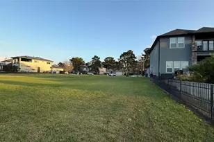 18821 Aquatic Dr, Houston, TX 77346 - Photo 7