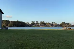 18821 Aquatic Dr, Houston, TX 77346 - Photo 11