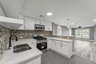 2630 Keeland St, Houston, TX 77093 - Photo 13