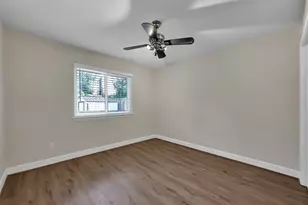 22318 Meadowrock Dr, Spring, TX 77389 - Photo 17