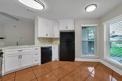 22318 Meadowrock Drive, Spring, TX 77389 - Photo 9