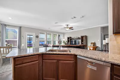 3219 Charles Place, Mont Belvieu, TX 77523 - Photo 17