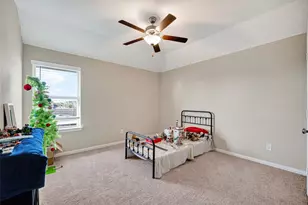 3219 Charles Pl, Mont Belvieu, TX 77523 - Photo 33