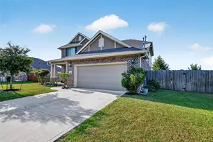 3219 Charles Pl, Mont Belvieu, TX 77523 - Photo 1