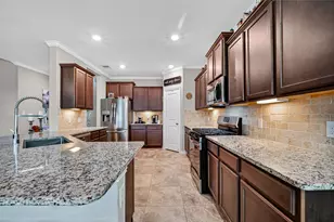 3219 Charles Pl, Mont Belvieu, TX 77523 - Photo 21